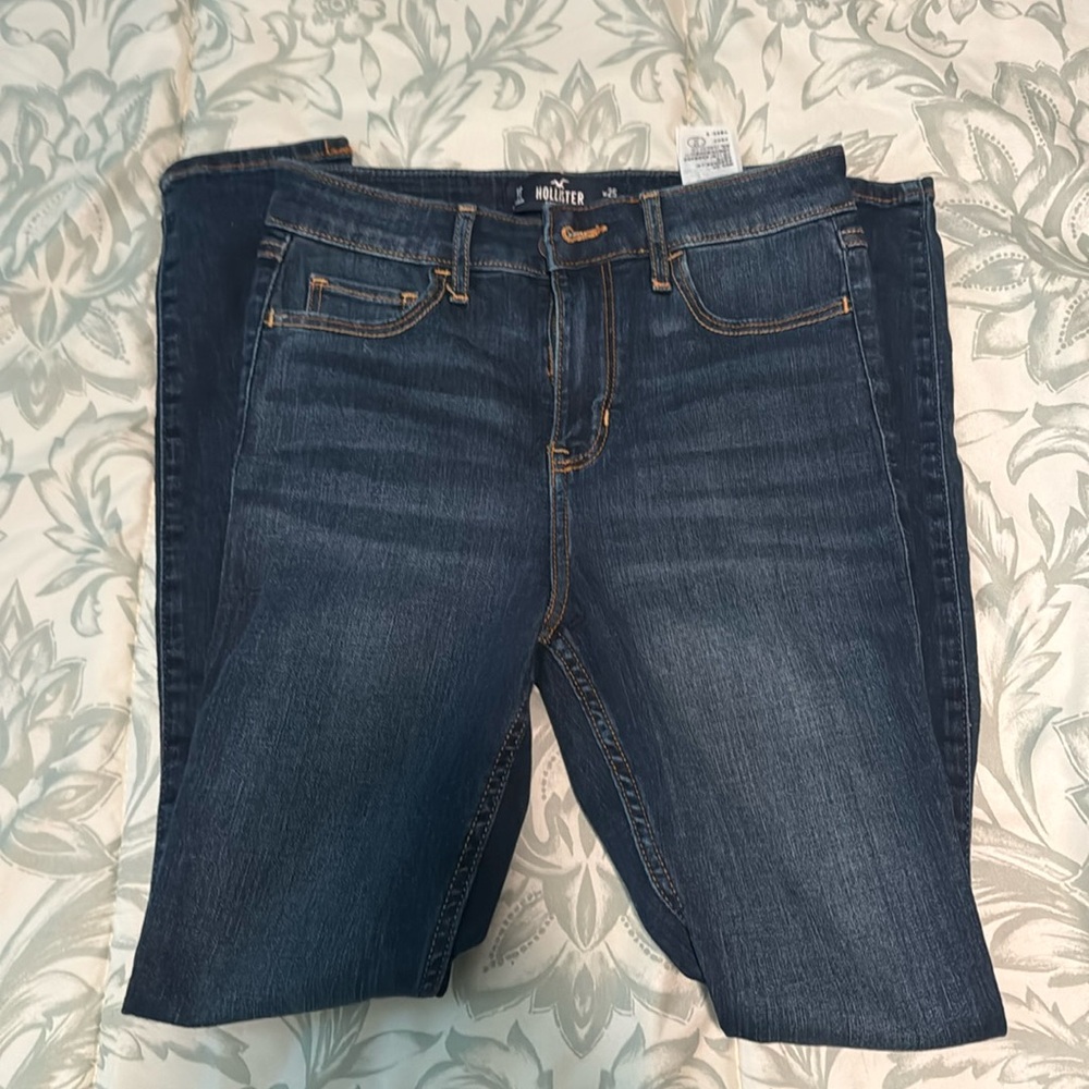Hollister high rise super skinny jeans size 1s waist 25 length 28
